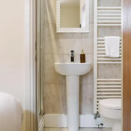 Bootham Crescent Apartment *