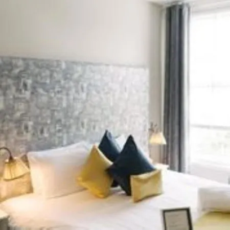 Bootham Crescent Apartment