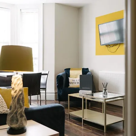 Bootham Crescent Apartment